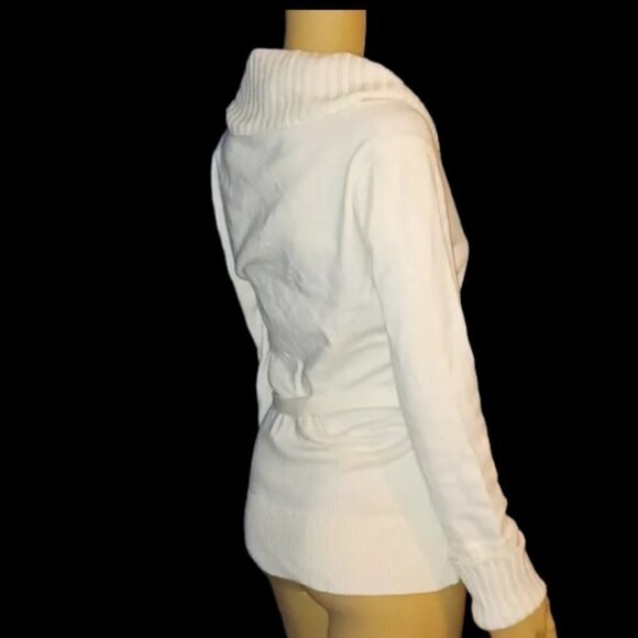 Elegant sweater - Picture 3 of 8